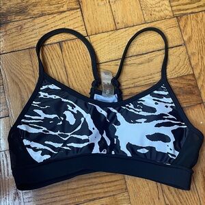 Zebra stripe sport bra NWOT size s